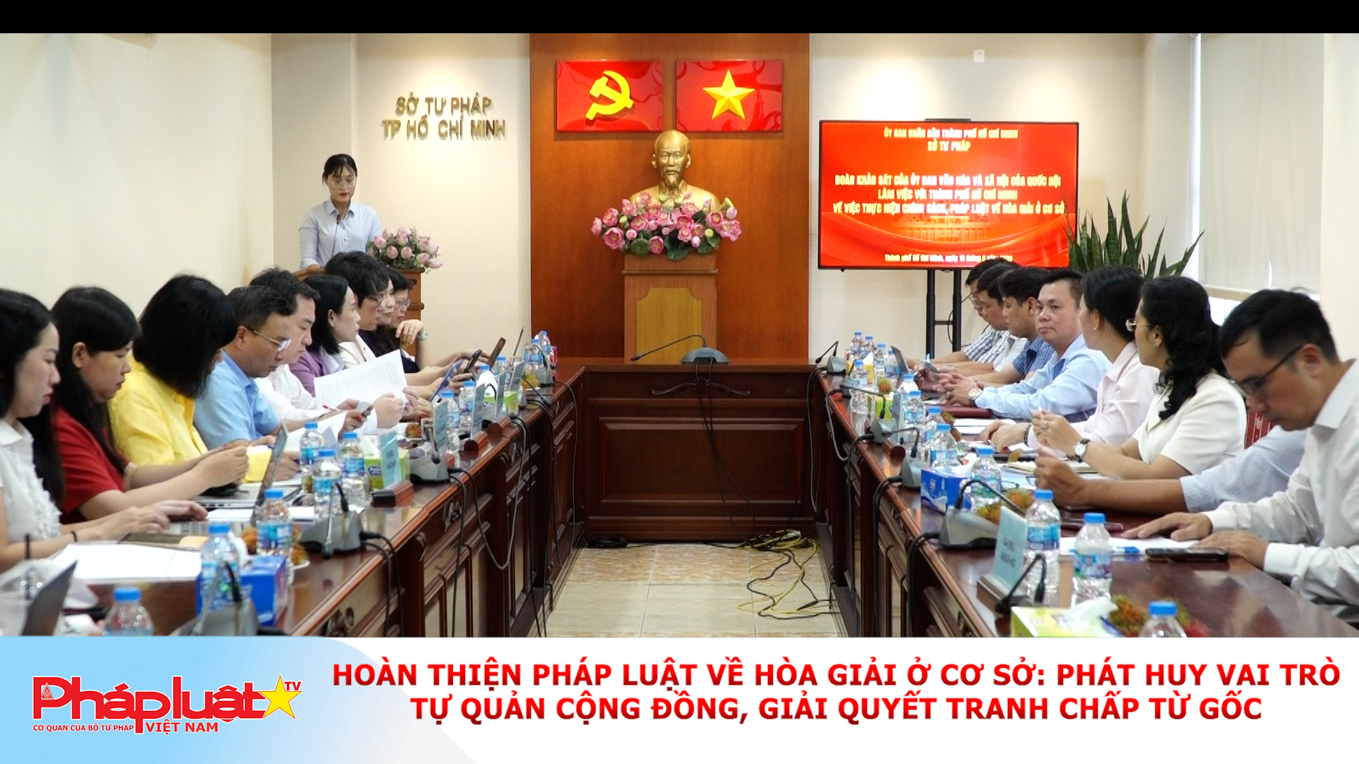 Hoàn thiện pháp luật về hòa giải ở cơ sở: Phát huy vai trò tự quản cộng đồng, giải quyết tranh chấp từ gốc