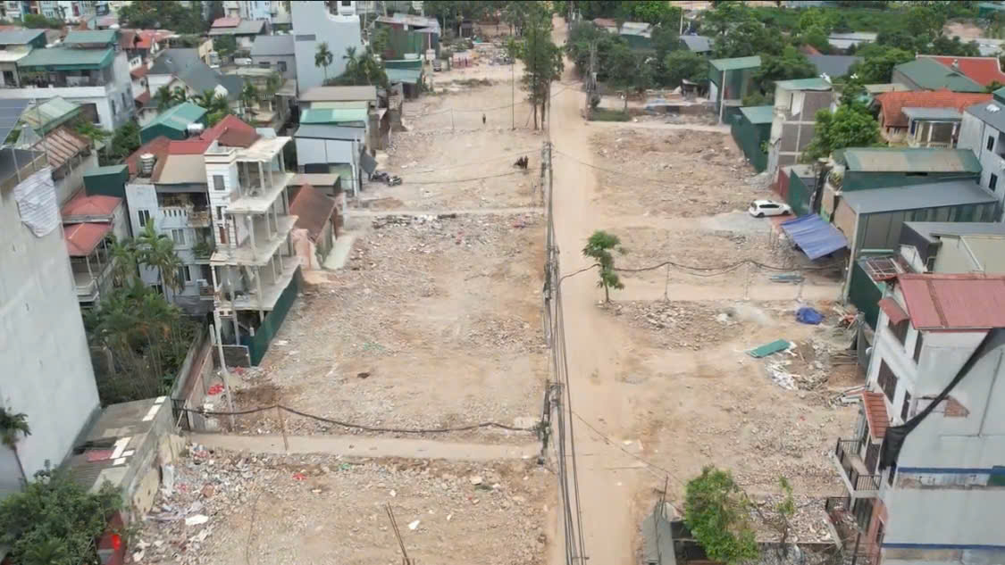 Dự án cầu Tứ Liên: Đường công vụ nối Nghi Tàm với công trường được hình thành