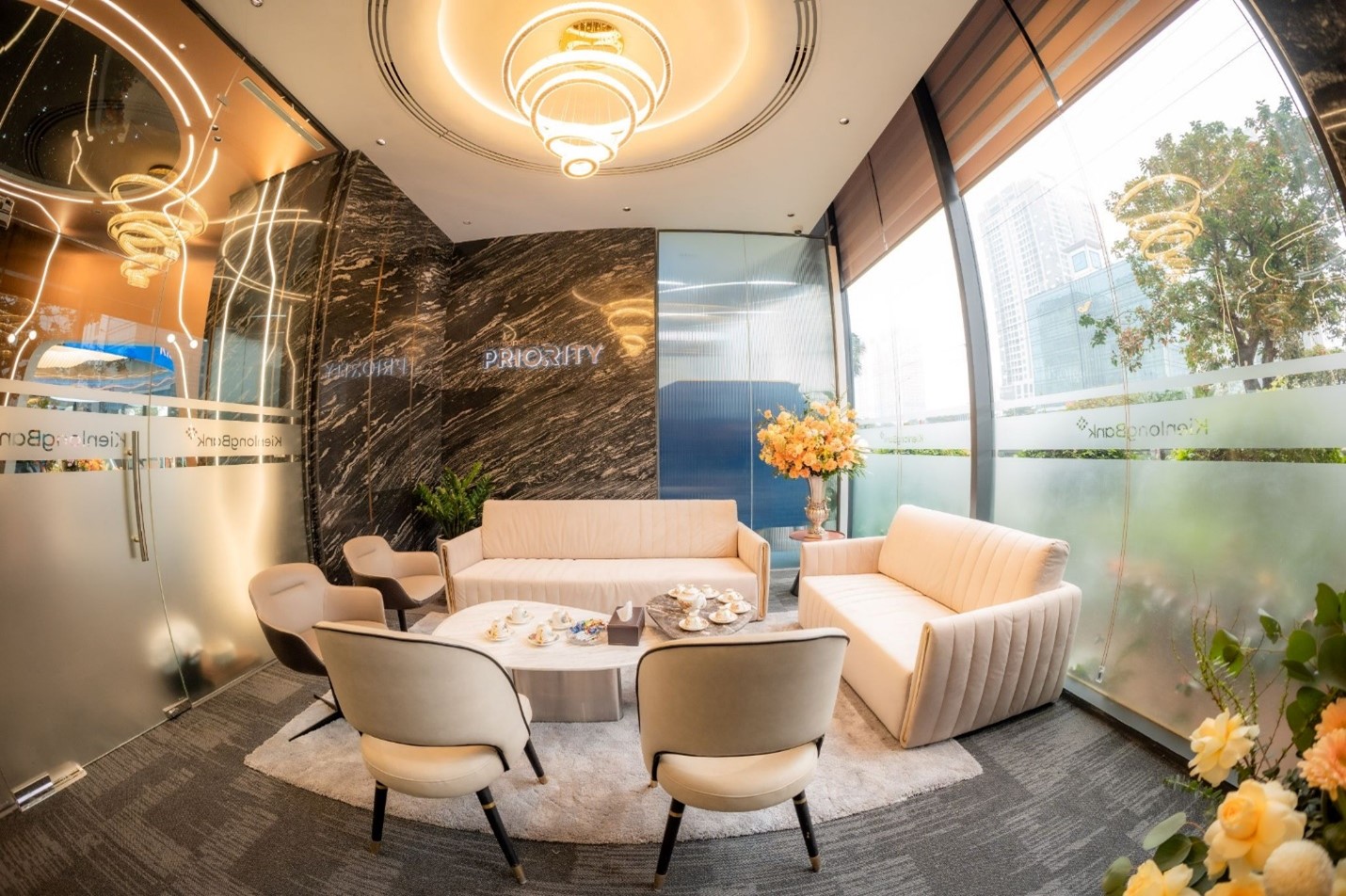 KienlongBank Priority - tuyen dung - chuyen gia - tai chinh - cao cap 