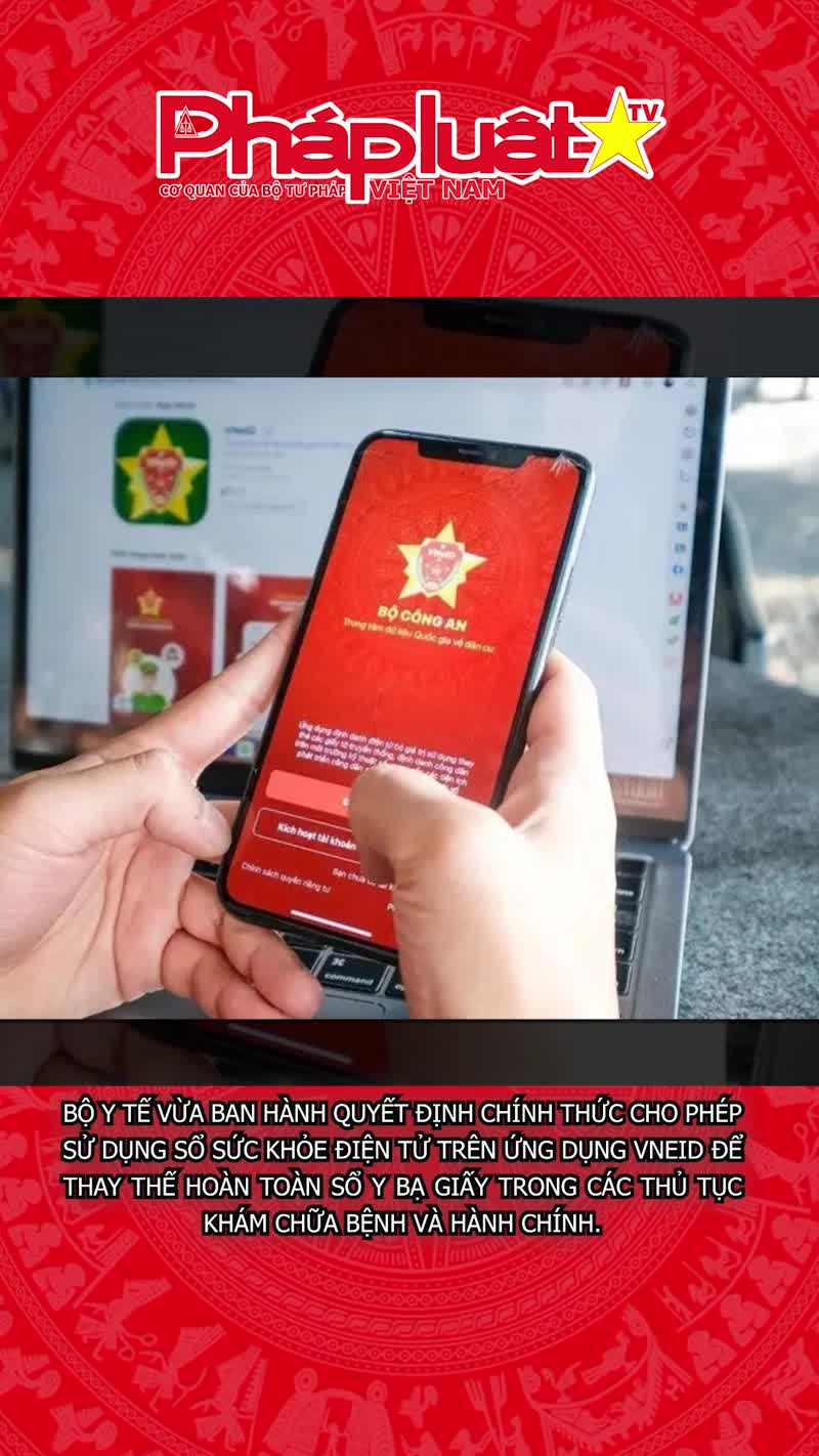 Từ nay người dân đi khám bệnh không cần xuất trình sổ giấy
