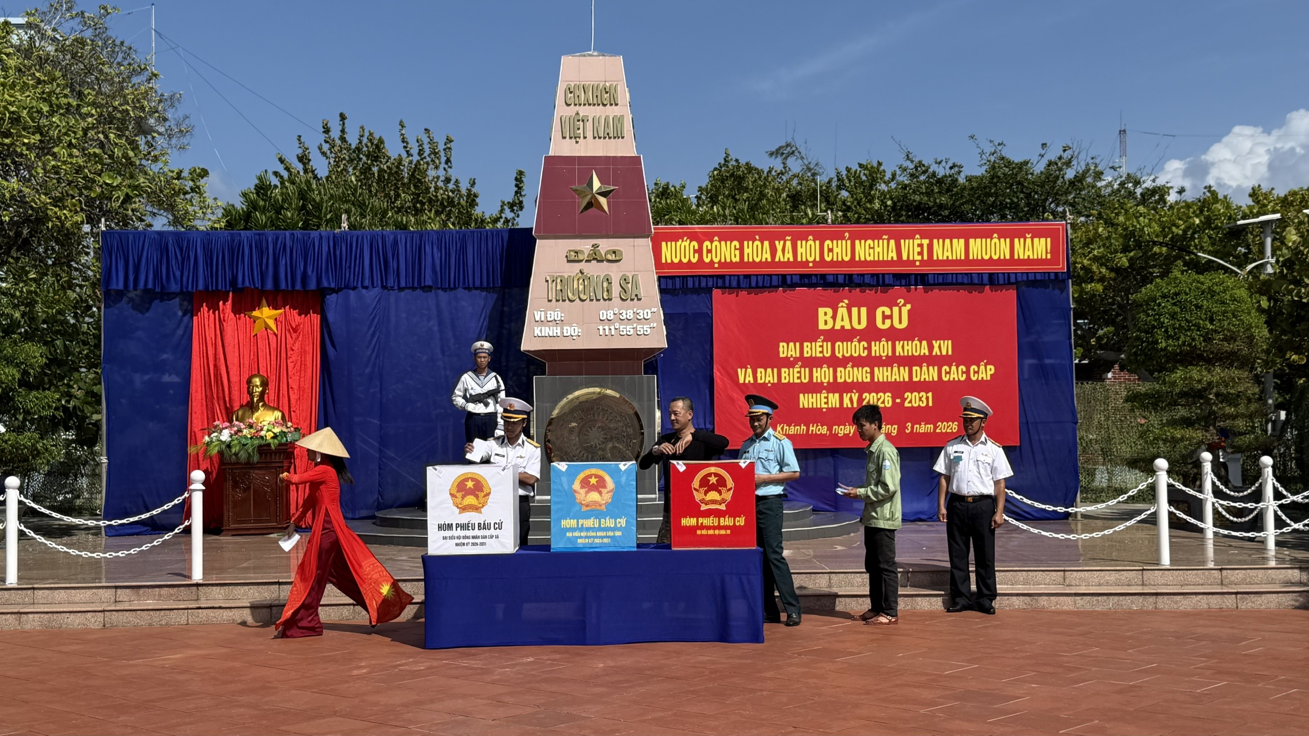 f627ef28beba30e469ab